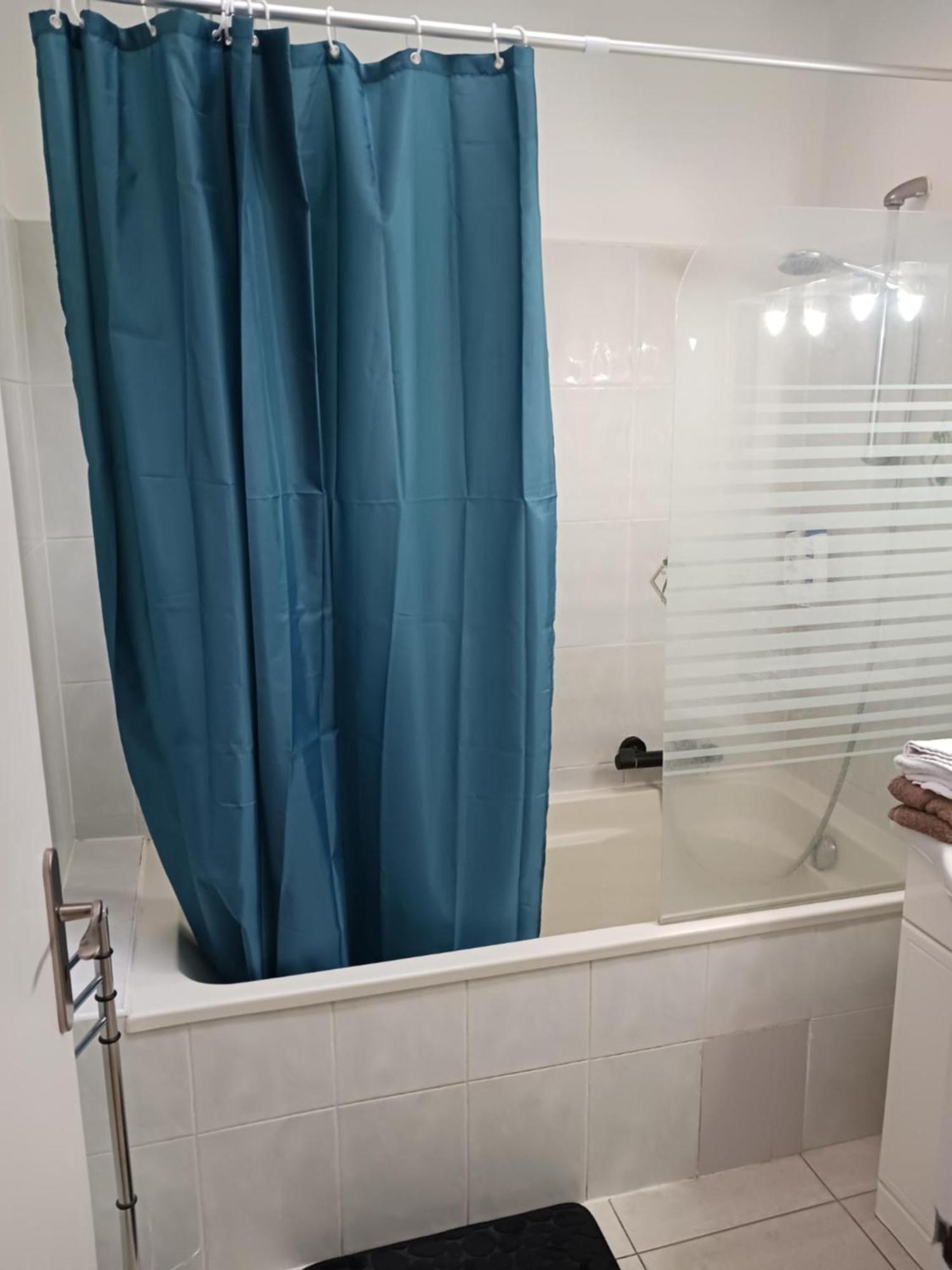 شقة Chambre Privee Climatisee Chez Particulier, Wifi بيربينيو المظهر الخارجي الصورة